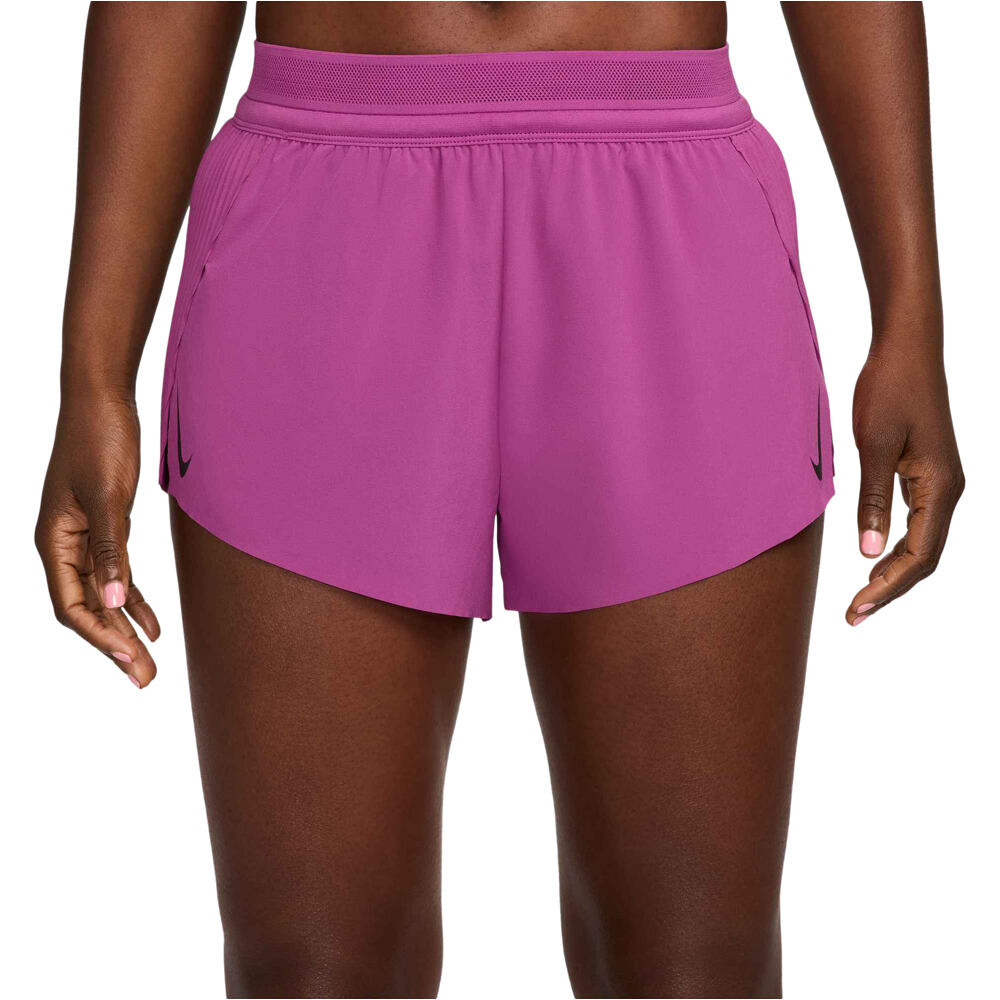 Nike pantalón running mujer W NK ARSWFT DFADV MR 3IN SHORT vista frontal