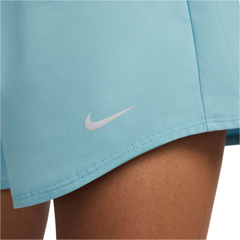 Nike pantalón running mujer W NK ONE DF MR 3IN BR SHORT vista detalle