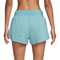 Nike pantalón running mujer W NK ONE DF MR 3IN BR SHORT vista trasera