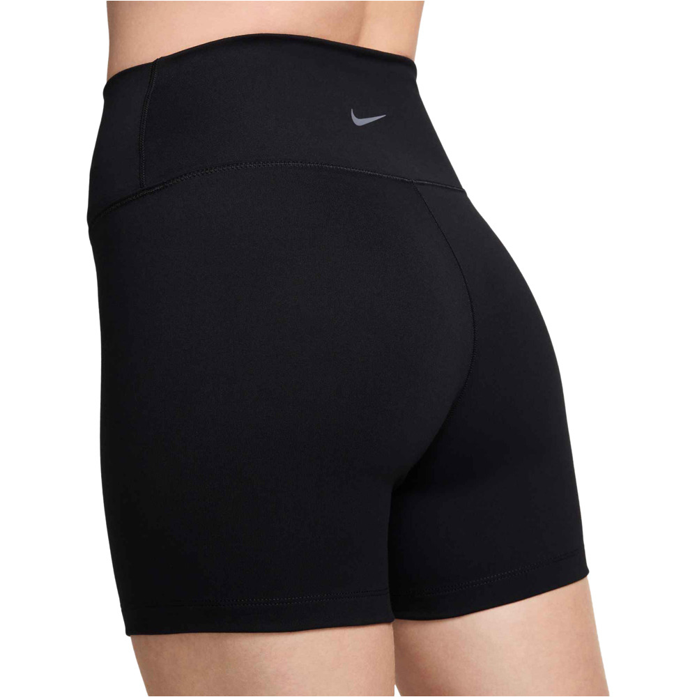 Nike pantalones y mallas cortas fitness mujer W NK DF ONE HR 5IN SHORT vista detalle