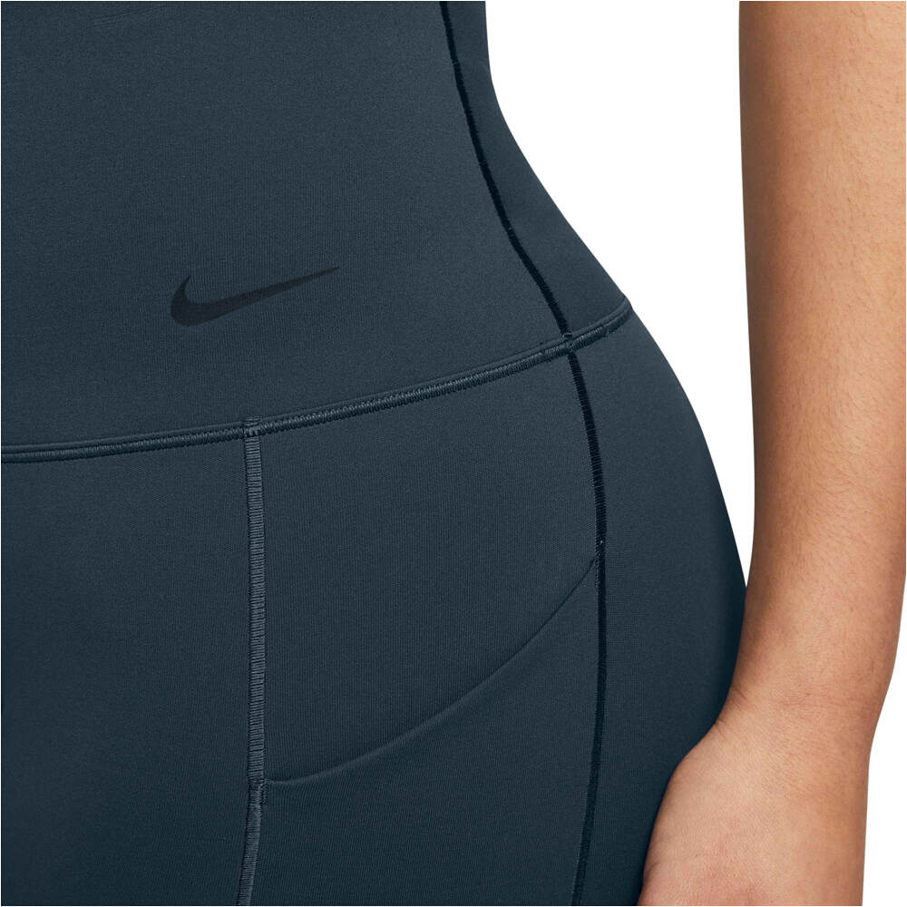 Nike pantalones y mallas cortas fitness mujer W NK DF UNIVERSA HR 8IN SHORT 06