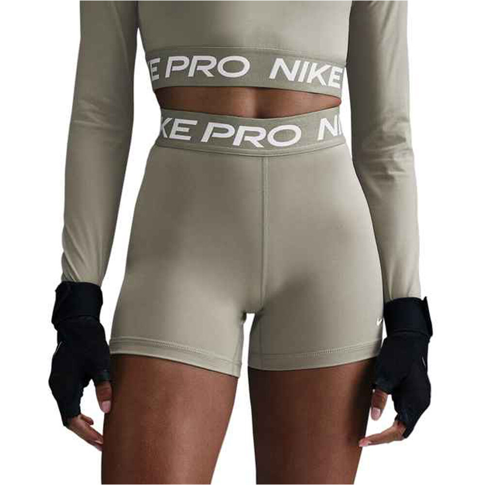 Nike pantalones y mallas cortas fitness mujer W NP 365 SHORT 5IN vista frontal