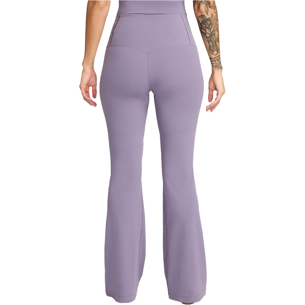 Nike pantalones y mallas largas fitness mujer W NK DF ZENVY HR FLARE vista trasera