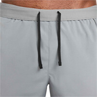 Nike pantaloneta técnica hombre M NK DF CHLNGR 5IN 2IN1 SHORT vista detalle