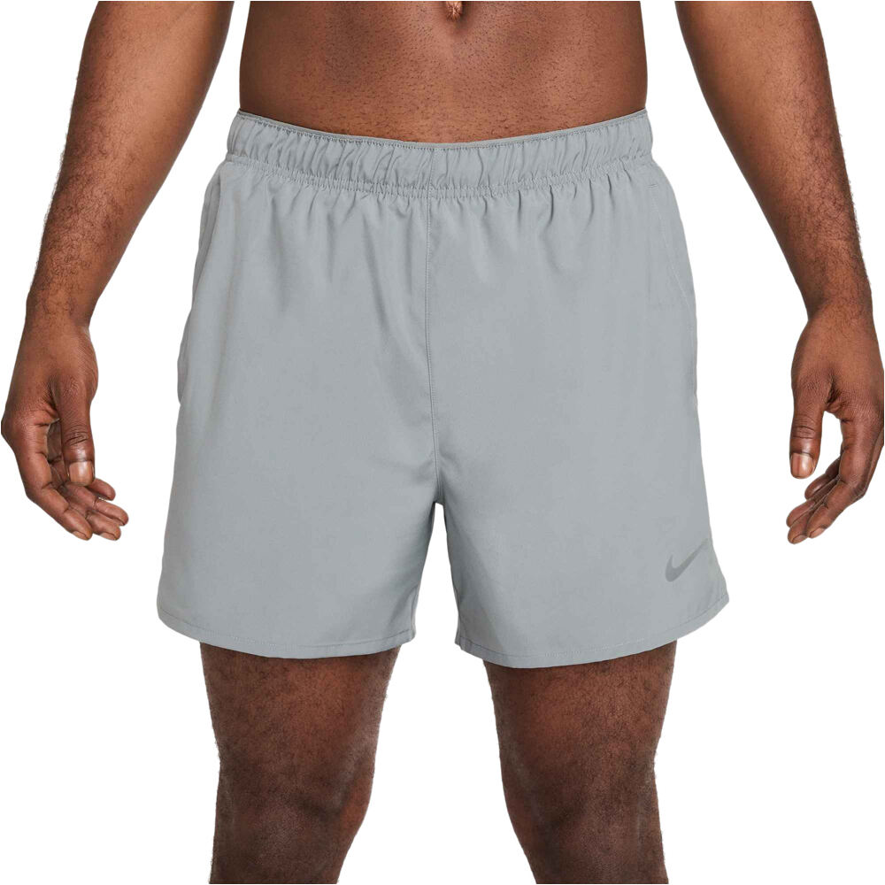 Nike pantaloneta técnica hombre M NK DF CHLNGR 5IN 2IN1 SHORT vista frontal