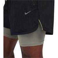 Nike pantaloneta técnica hombre M NK DF RPL RD STRD 5IN 2N1 SH vista detalle