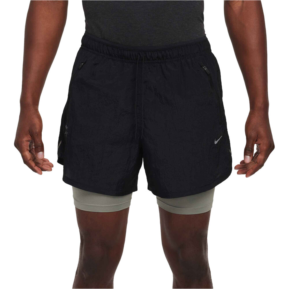 Nike pantaloneta técnica hombre M NK DF RPL RD STRD 5IN 2N1 SH vista frontal