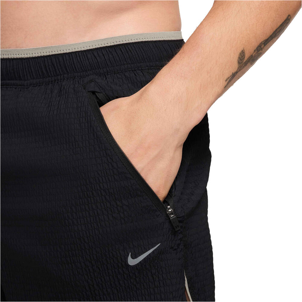 Nike pantaloneta técnica hombre M NK DF RUN DIV STRIDE 5IN BF vista detalle