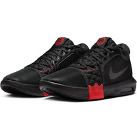 Nike zapatilla baloncesto LEBRON WITNESS 8 NERO lateral interior