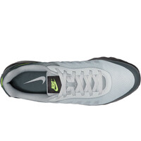 Nike zapatilla moda hombre NIKE AIR MAX INVIGOR vista superior