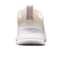 Nike zapatilla moda mujer W NIKE AIR MAX NUAXIS vista trasera