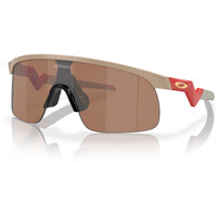 Oakley gafas deportivas infantiles Resistor PM MttTerrainTan w/Prizm Tngstn vista frontal