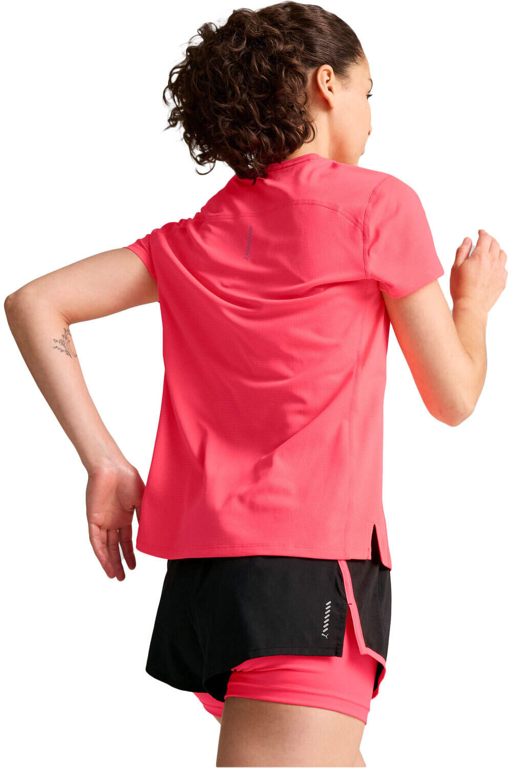 Puma camiseta entrenamiento manga corta mujer RUN FAVORITES VELOCI vista trasera