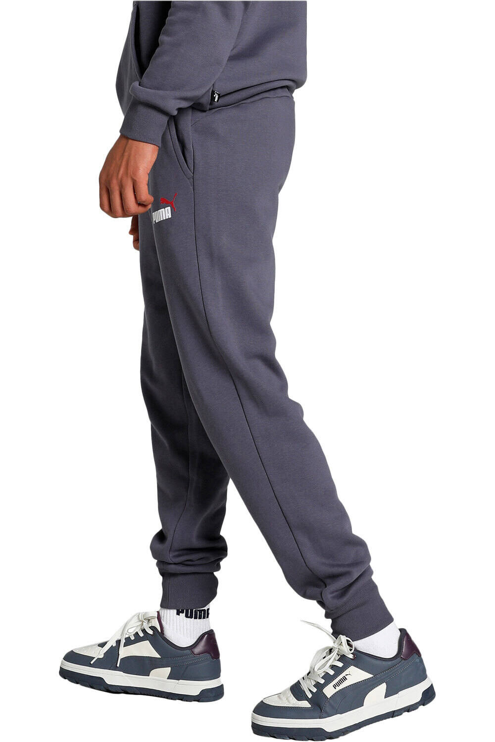 Puma pantalón hombre ESS+ 2 Col Logo Pant vista detalle