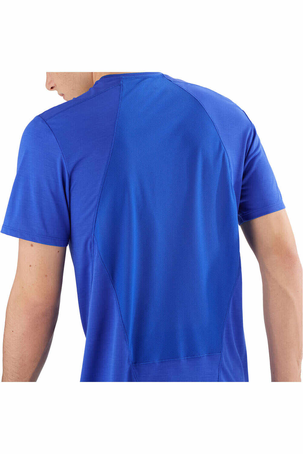 Salomon camiseta montaña manga corta hombre OUTLINE SS TEE M vista detalle