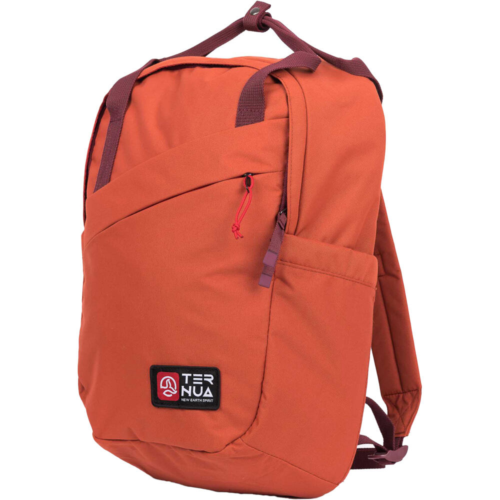 Ternua mochila deporte RED BAY 18 vista frontal