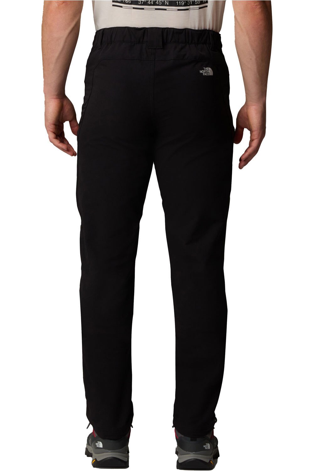 The North Face pantalón montaña hombre M QUEST SOFTSHELL PANT (REGULAR FIT) vista trasera