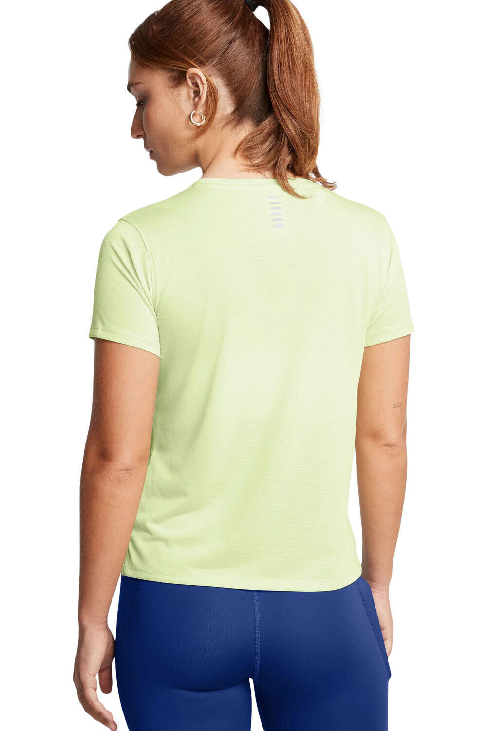 Under Armour camiseta entrenamiento manga corta mujer UA Launch Shortsleeve vista trasera