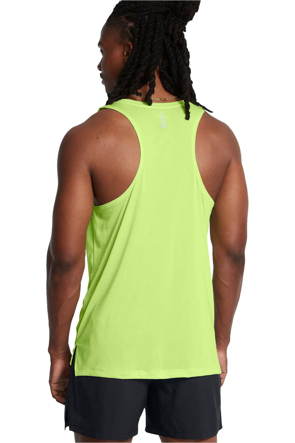 Under Armour camiseta entrenamiento tirantes hombre UA LAUNCH SINGLET vista trasera