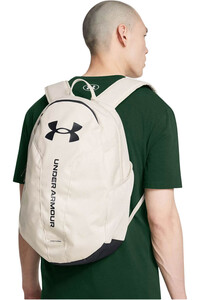 Under Armour mochila deporte UA Hustle Lite Backpack vista frontal