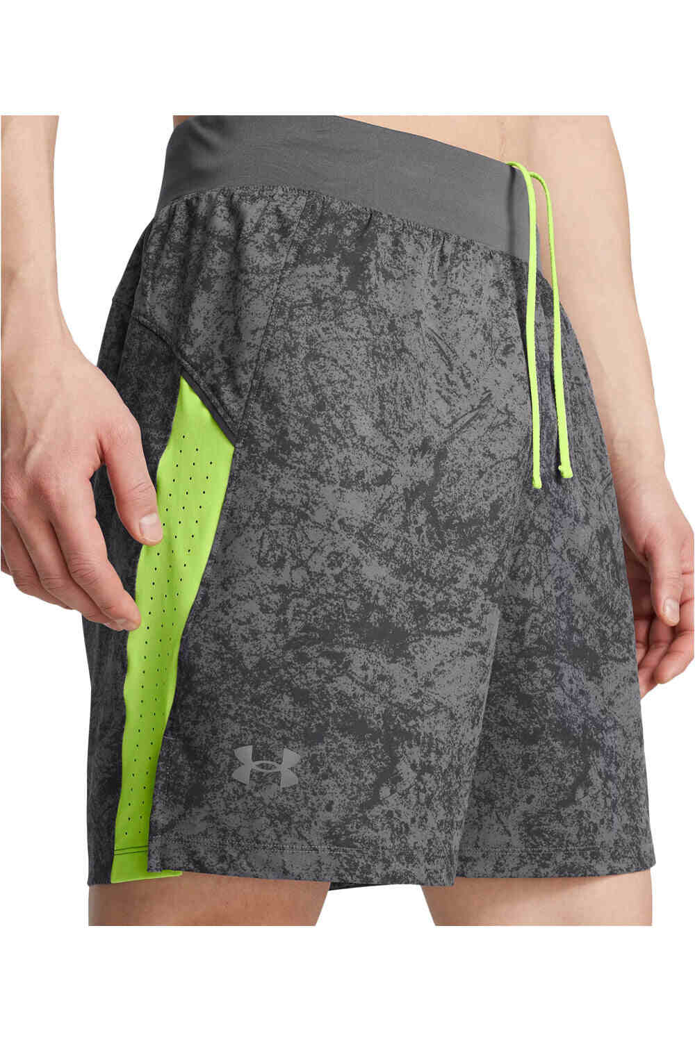 Under Armour pantaloneta técnica hombre UA LAUNCH PRO 7 PRINTED SHORTS vista detalle