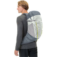 Vaude mochila montaña Agile Air 26 10