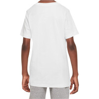 Nike camiseta manga corta niño U NSW TEE CORE BRANDMARK 2 vista trasera