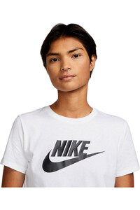 Nike camiseta manga corta mujer W NSW TEE ESSNTL ICN FTRA vista detalle