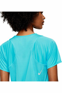 Nike camiseta entrenamiento manga corta mujer W NK DF RACE TOP SS 03