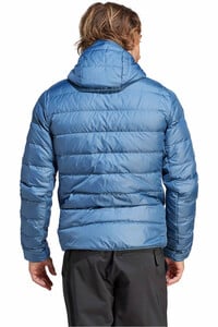 adidas chaqueta outdoor hombre MULTI DOWN JKT vista trasera