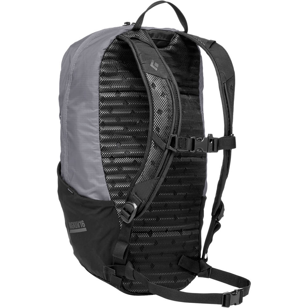 Black Diamond mochila montaña MAGNUM 16 GR 01