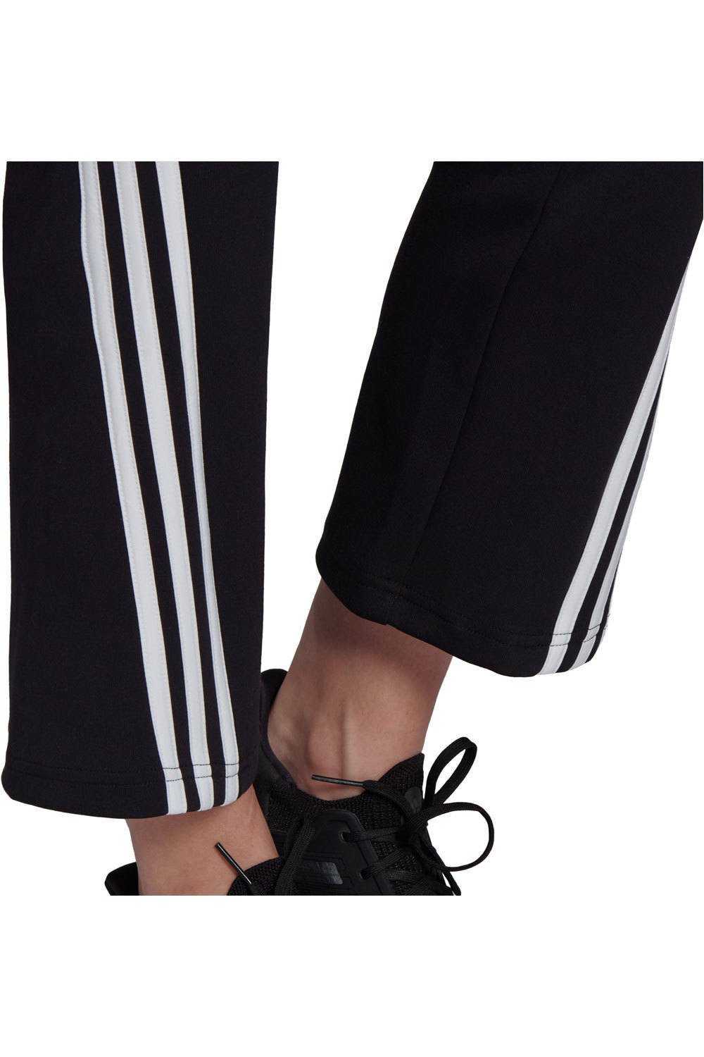 adidas pantalón mujer W FI 3S Flare P 03