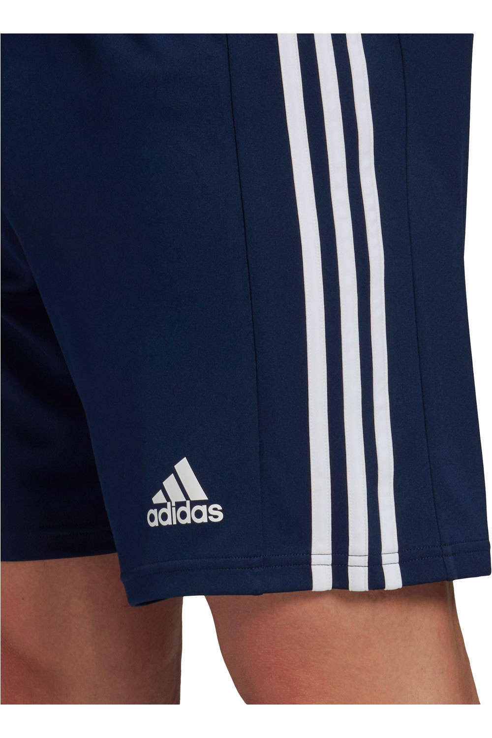 adidas pantalones cortos futbol Squadra 21 vista detalle