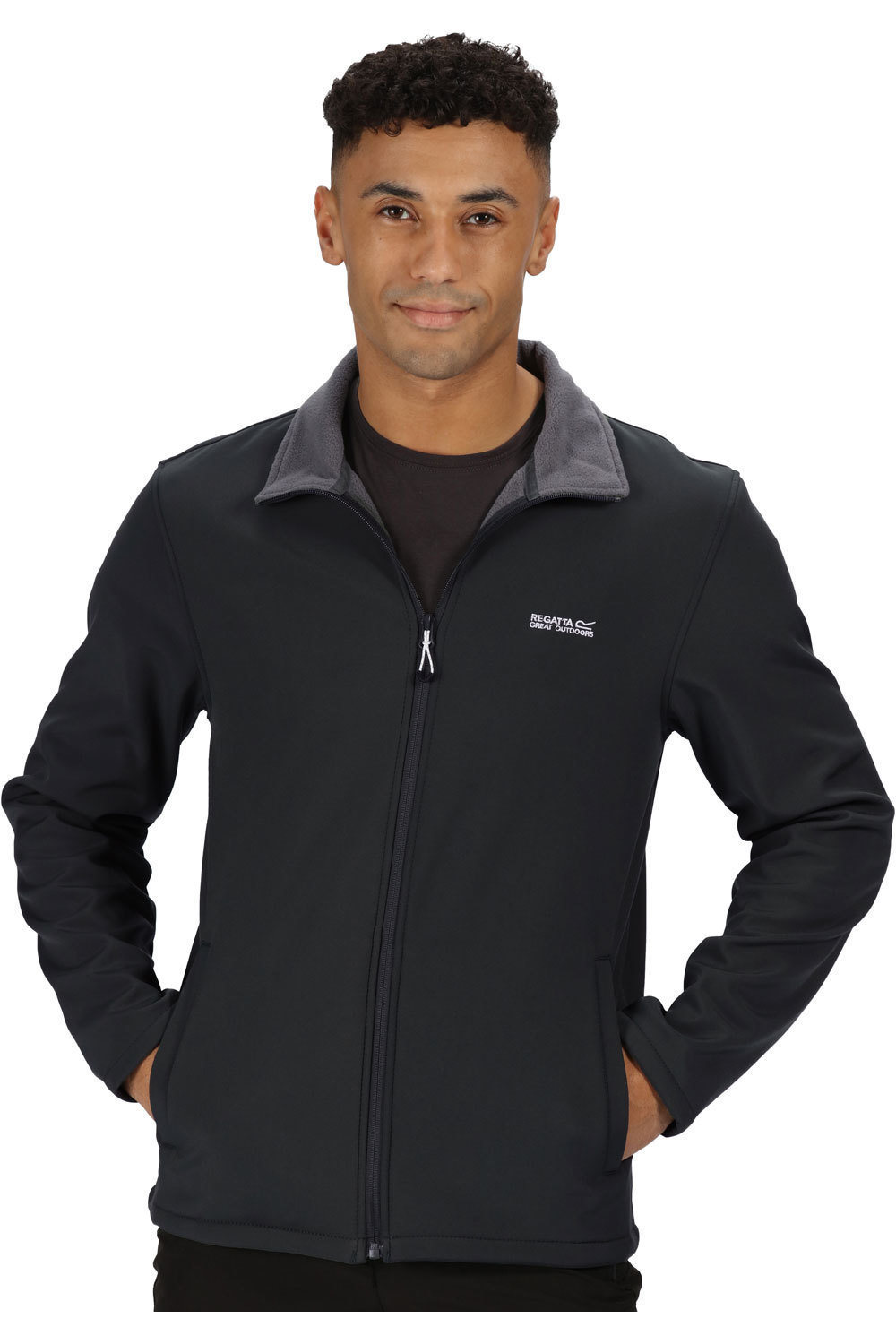 Regatta chaqueta softshell hombre Cera V vista frontal