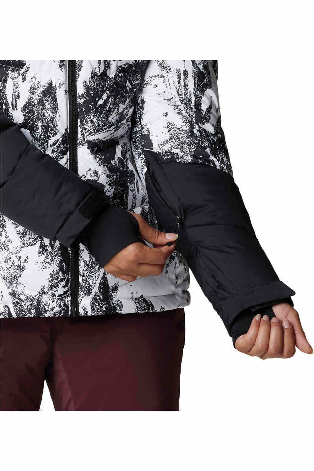 Columbia chaqueta esquí mujer ABBOT PEAK W WHITE PRINT 04