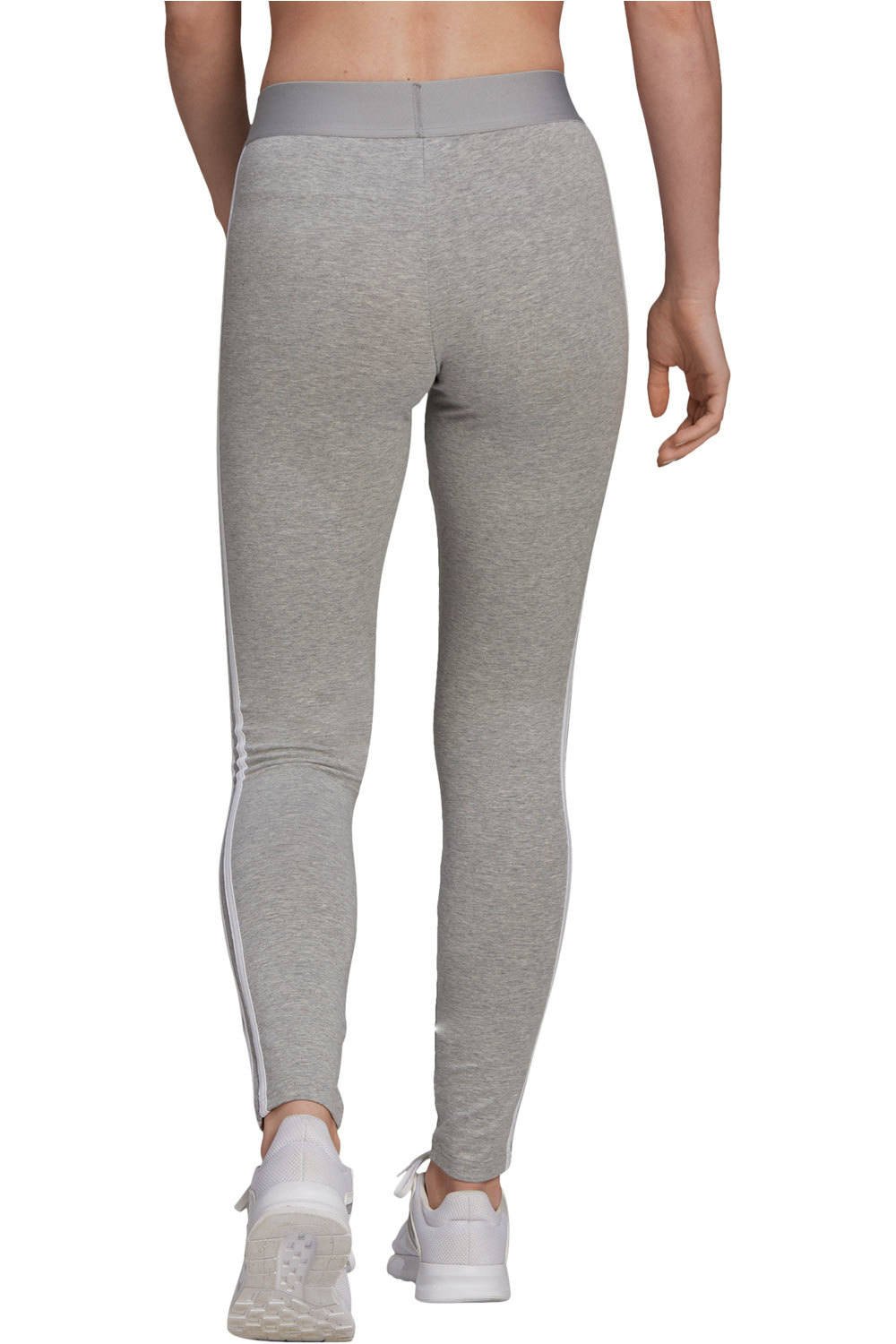 adidas pantalón mujer LOUNGEWEAR Essentials 3 bandas vista trasera