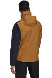 adidas chaqueta impermeable hombre MT RR Jacket vista trasera