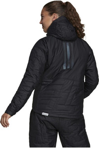 adidas chaqueta outdoor mujer Terrex MYSHELTER PrimaLoft acolchada con capucha vista trasera