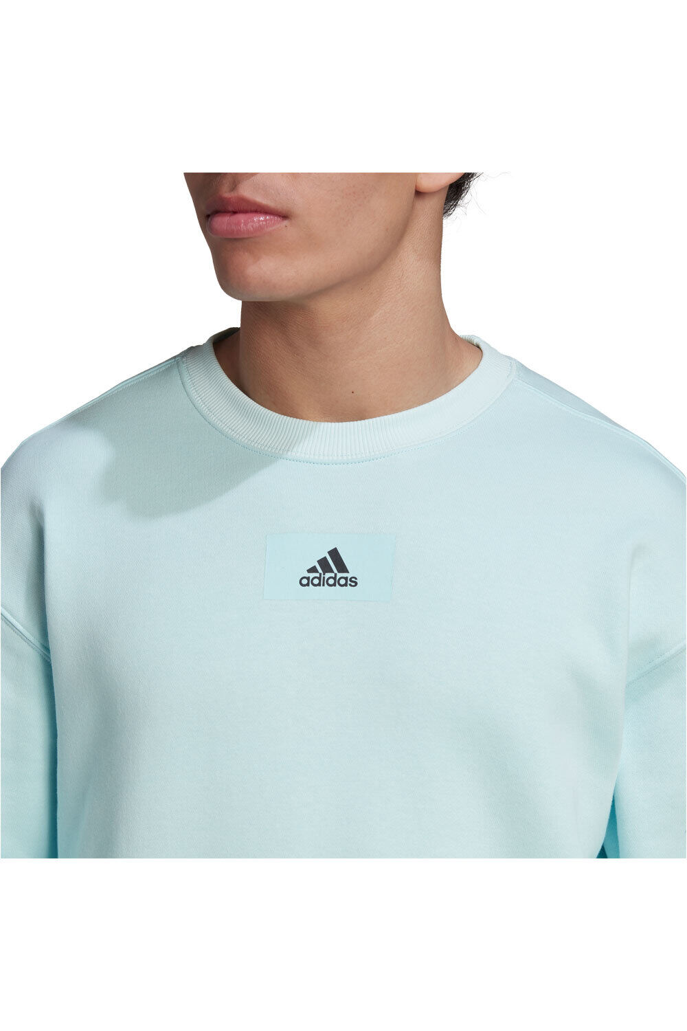 adidas sudadera hombre Essentials FeelVivid Cotton Fleece Drop Shoulder vista detalle