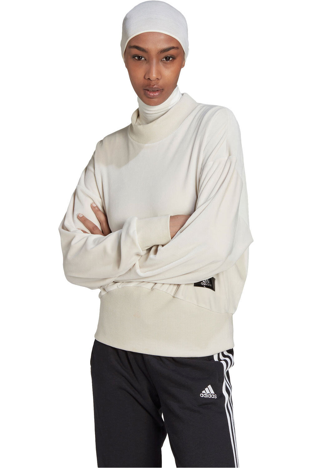 adidas sudadera mujer Holidayz Cozy Velour vista frontal