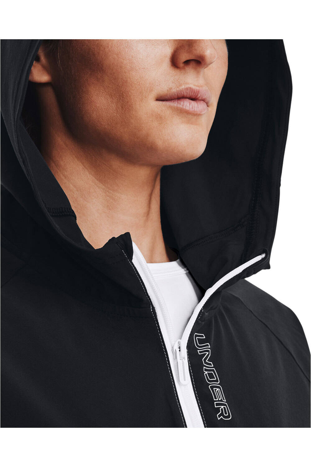 Under Armour sudaderas deportivas mujer WOVEN FZ JACKET vista detalle