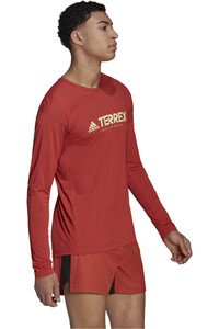 adidas camisetas trail running manga corta hombre Terrex Primeblue Trail vista detalle