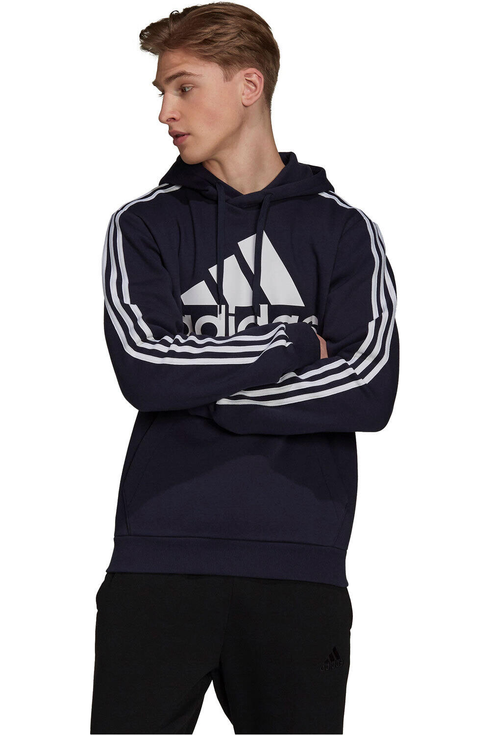 adidas sudadera hombre Essentials Fleece Logo 3 bandas con capucha vista frontal