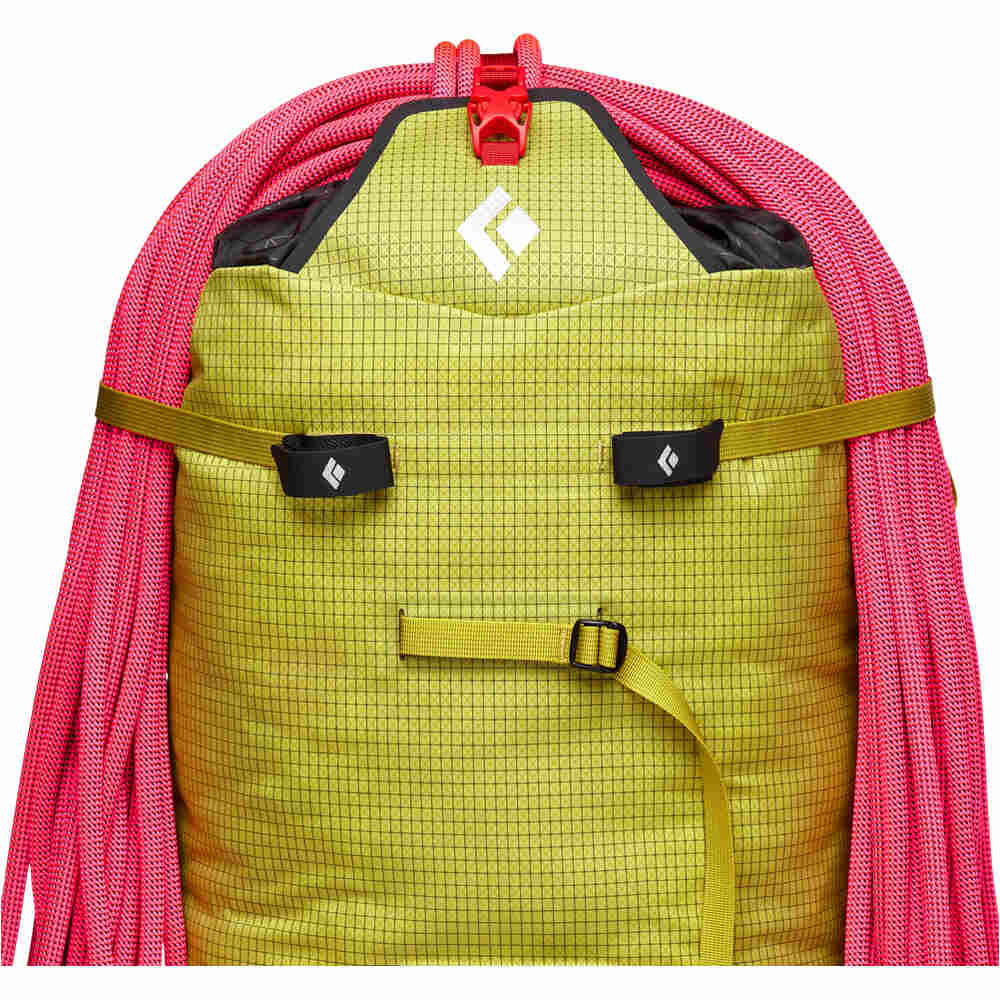 Black Diamond mochila montaña SPEED 30 BACKPACK 05