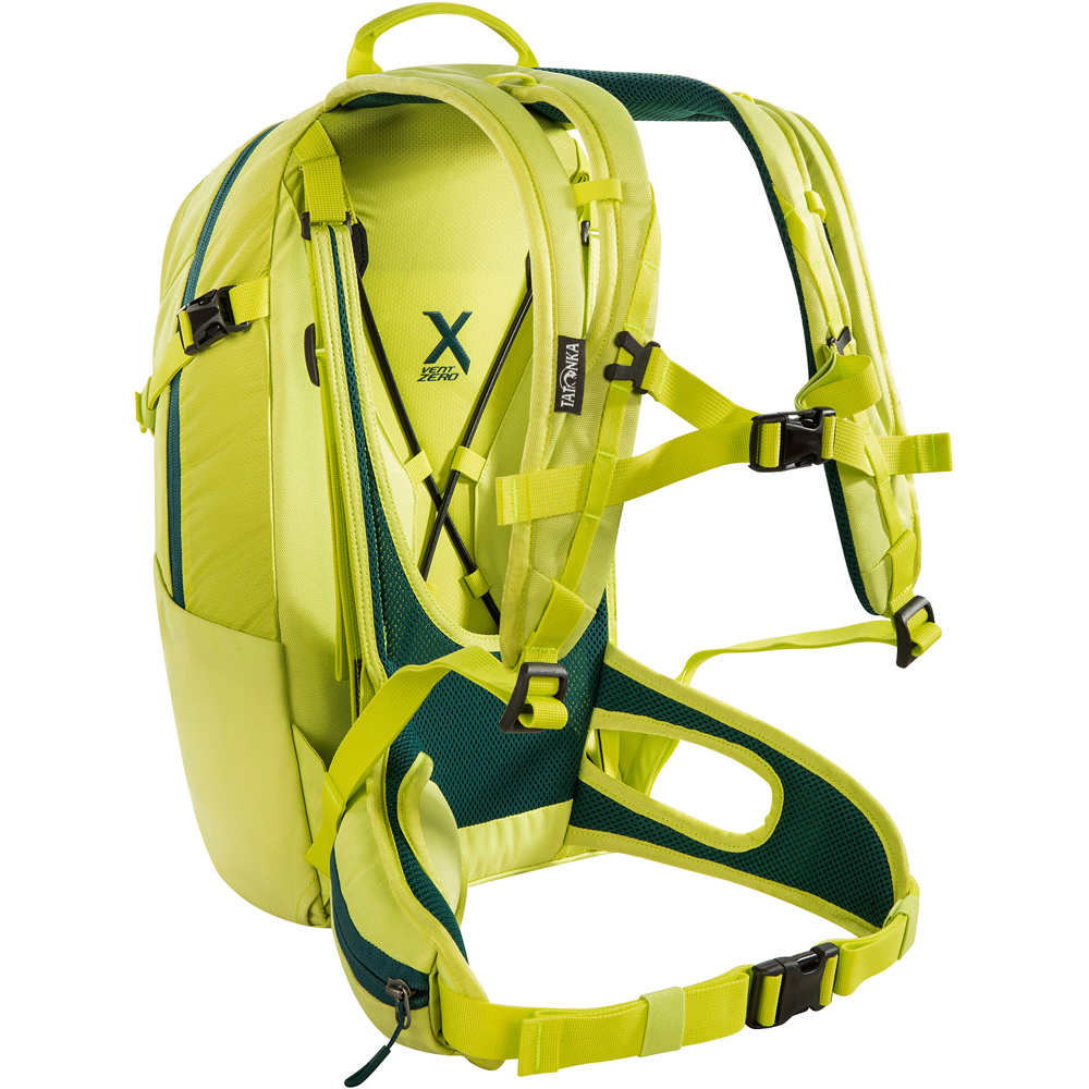 Tatonka mochila montaña HIKING PACK 15 RECCO 01