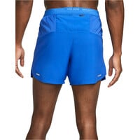 Nike pantaloneta técnica hombre M NK DF STRIDE SHRT 5IN BF vista trasera