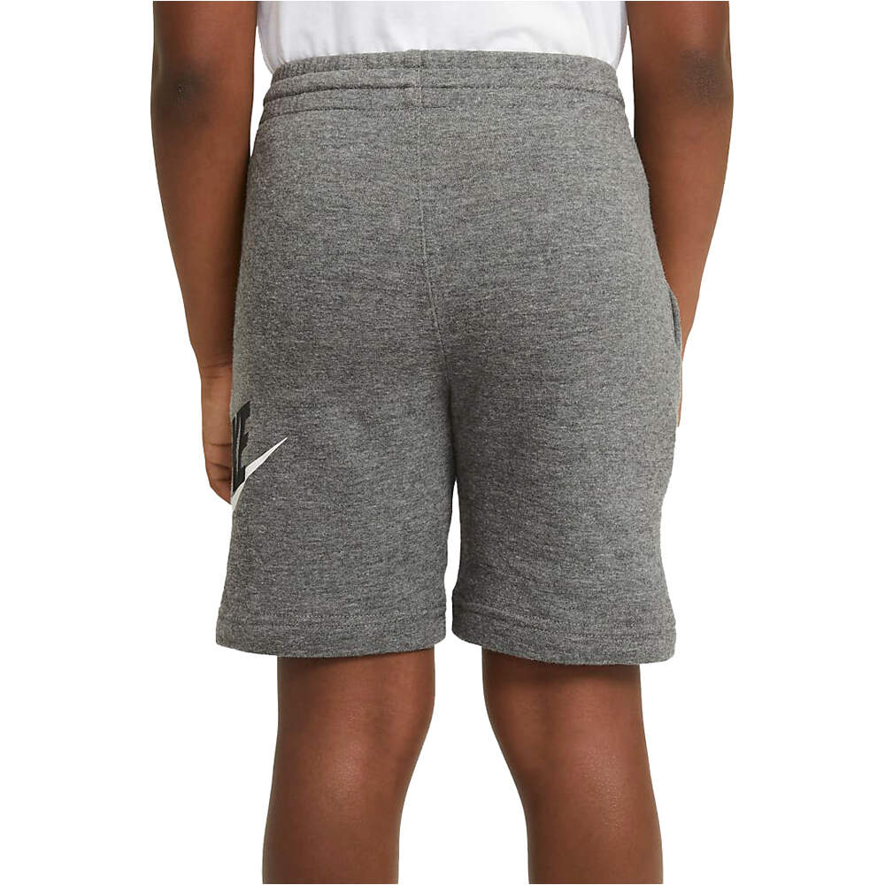 Nike bermuda niño CLUB HBR FT SHORT vista trasera