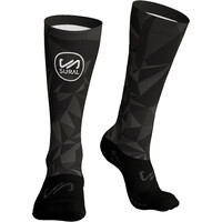 Sural calcetines running Calcetin Tecnico Alto Sublimado TRIANGLES SERIES vista frontal