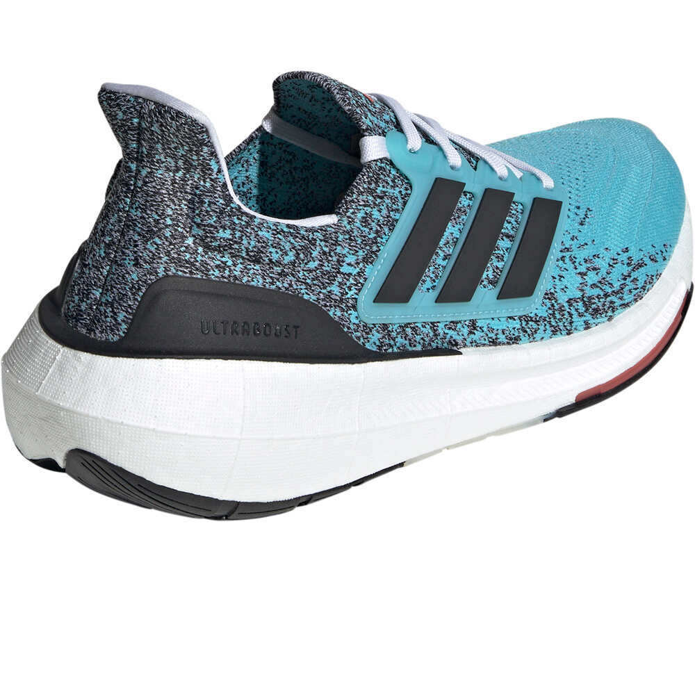 adidas zapatilla running hombre ULTRABOOST LIGHT vista trasera