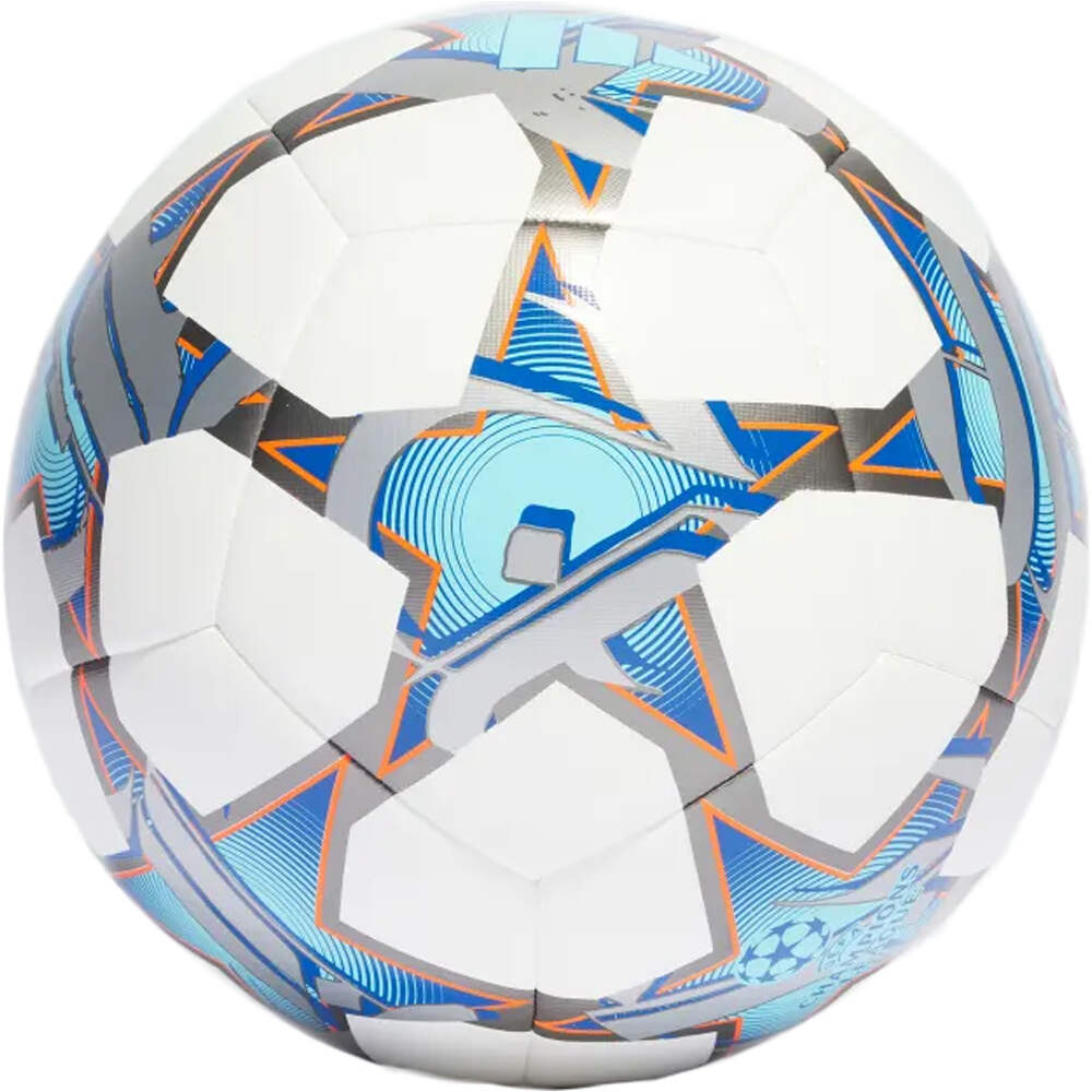 Balones de fútbol, Regalo Azul Solidario